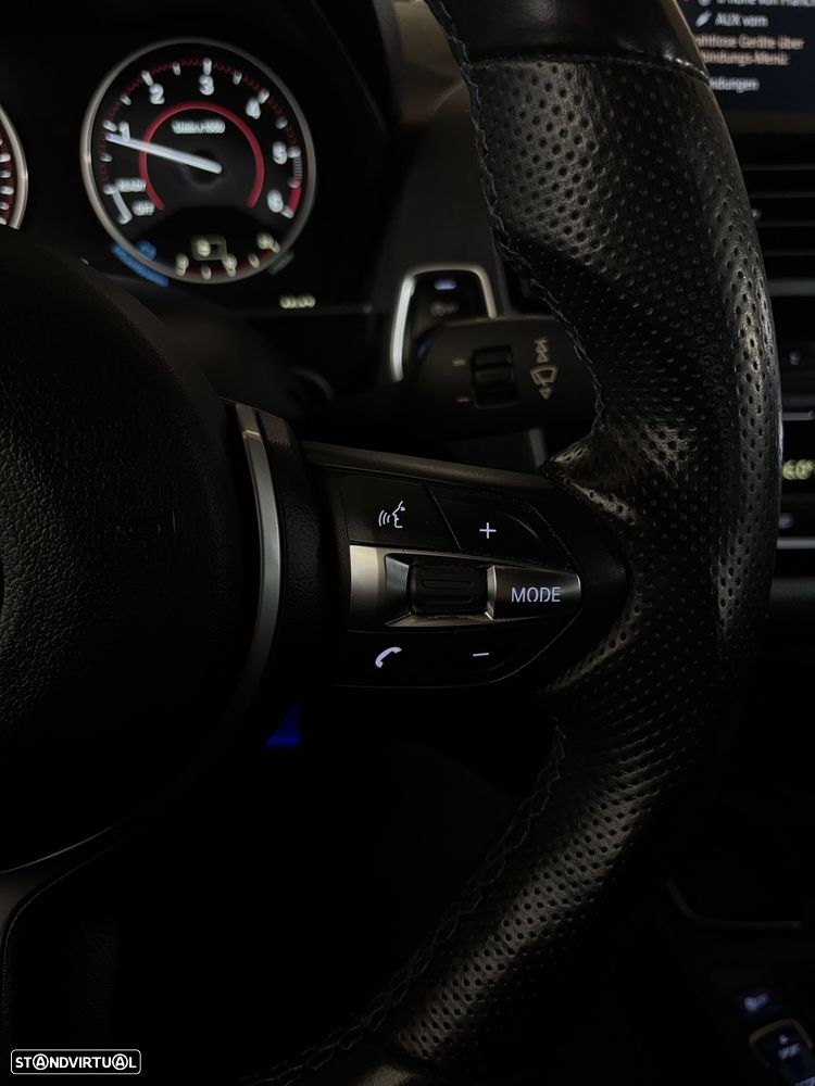 BMW 118 d Pack M - 15