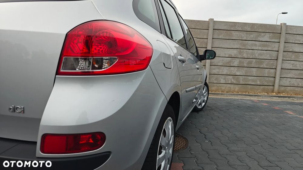 Renault Clio 1.5 dCi Alize - 14