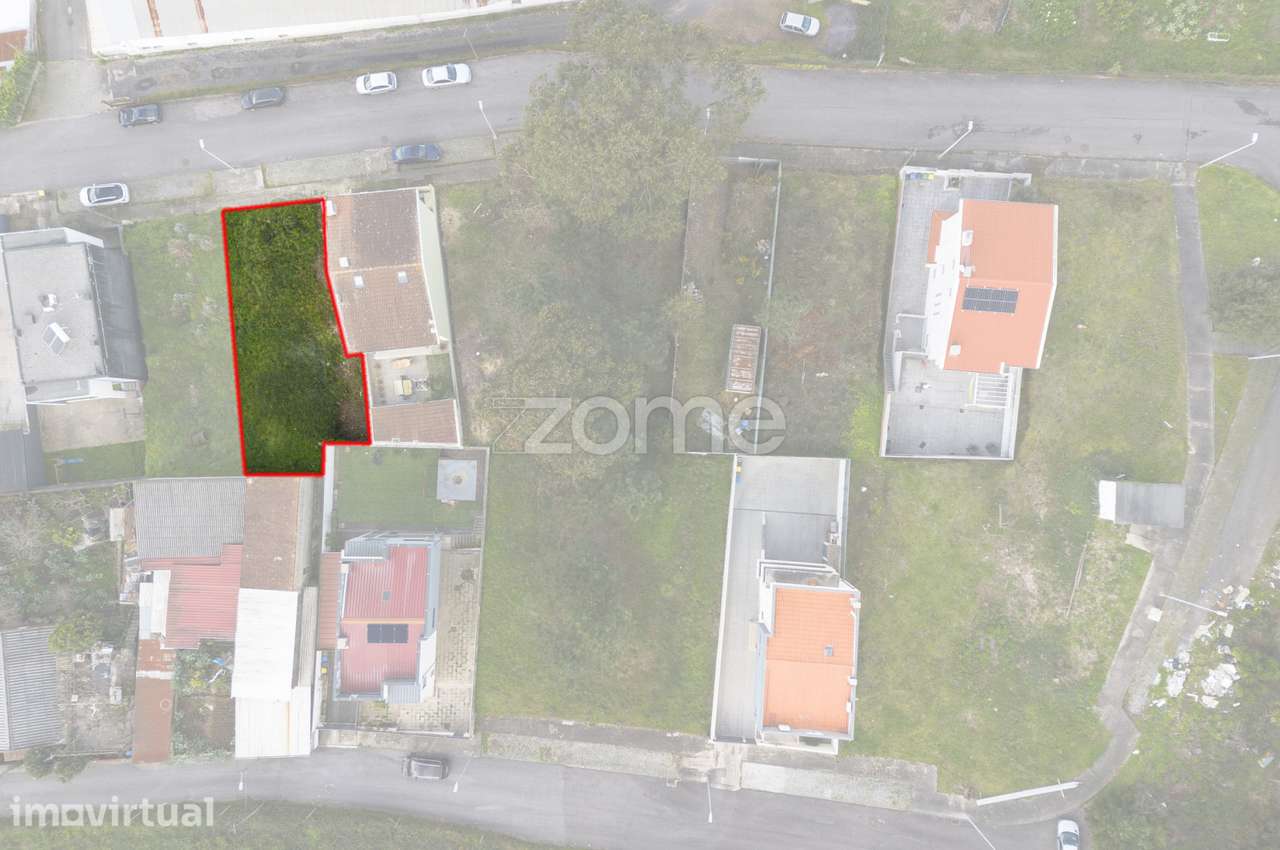 Lote de terreno para moradia 3 frentes - Alfena (270m²) - Grande imagem: 5/15