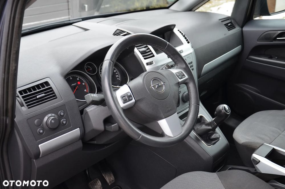 Opel Zafira 1.9 CDTI Edition - 24