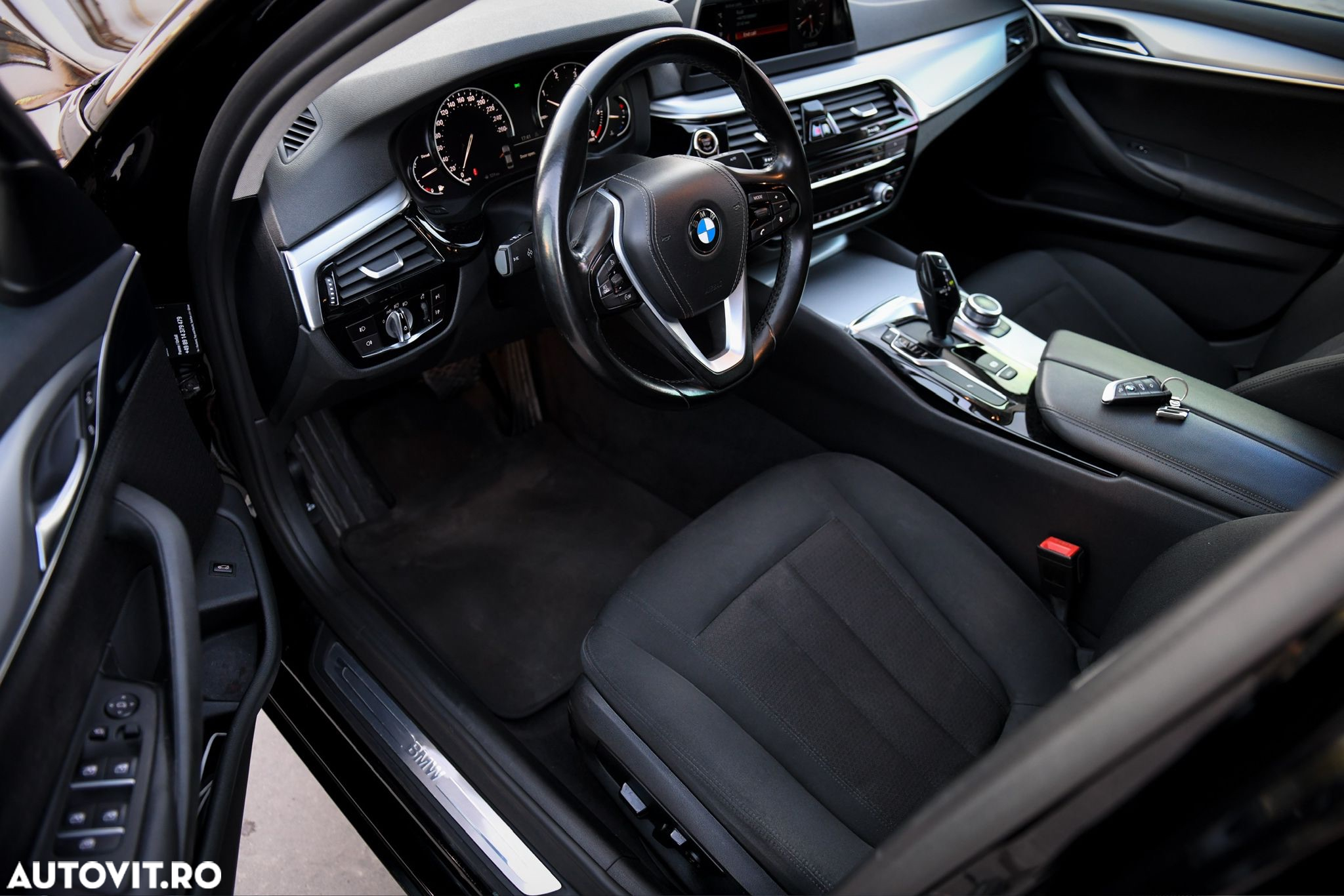 BMW Seria 5 520d AT - 7