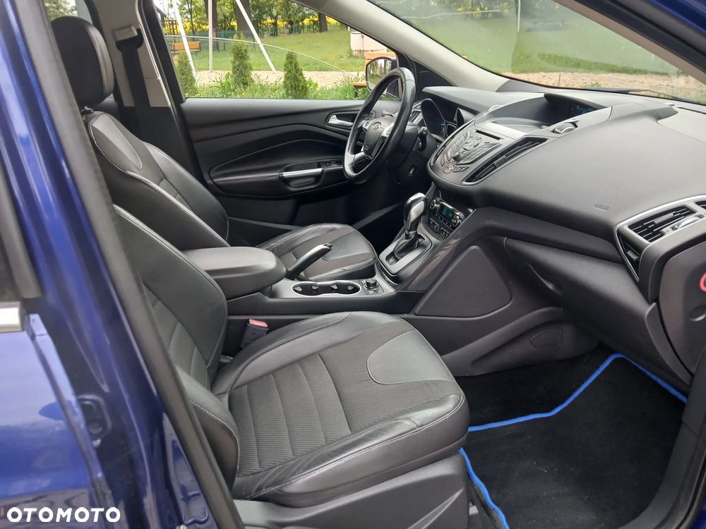 Ford Kuga 2.0 TDCi 4x4 Titanium - 23