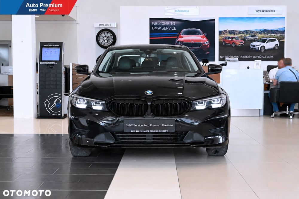 BMW Seria 3 318i Advantage - 3