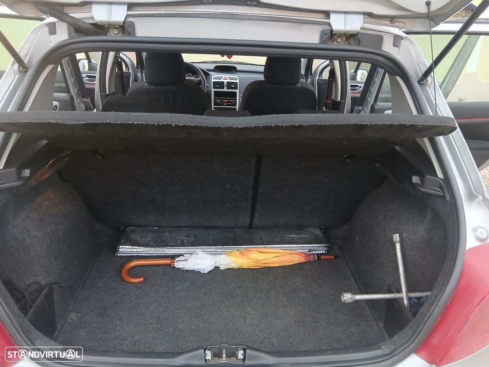 Peugeot 307 1.4 HDi XS Premium - 11