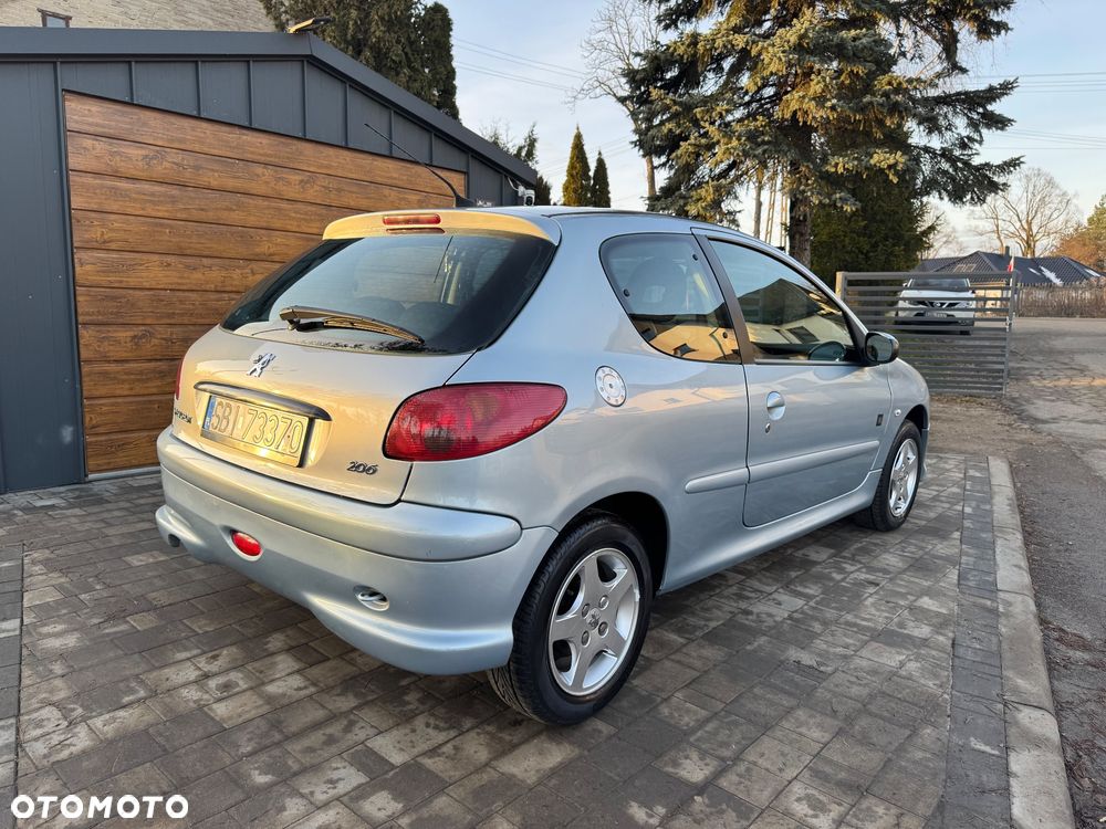 Peugeot 206 - 9