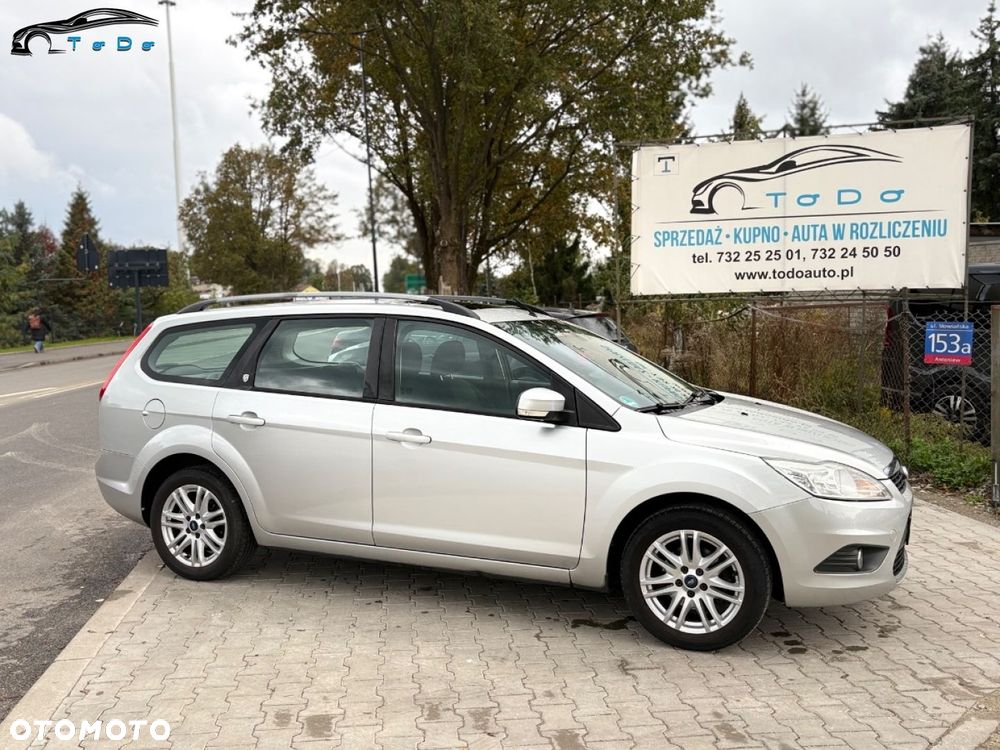 Ford Focus 1.8 FF Ghia - 10