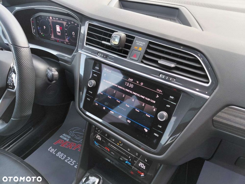 Volkswagen Tiguan - 23