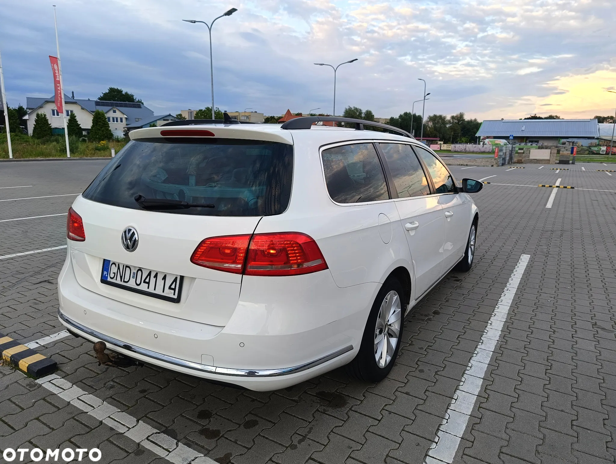 Volkswagen Passat Variant 1.6 TDI BlueMotion Technology Business Edition - 9