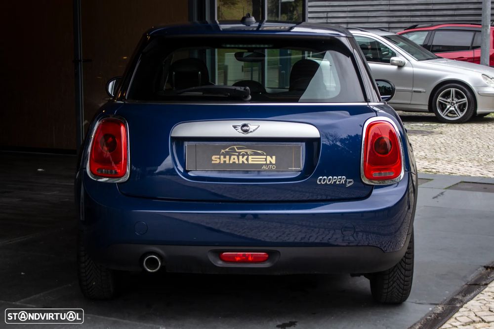 MINI 5 Portas Cooper D - 10
