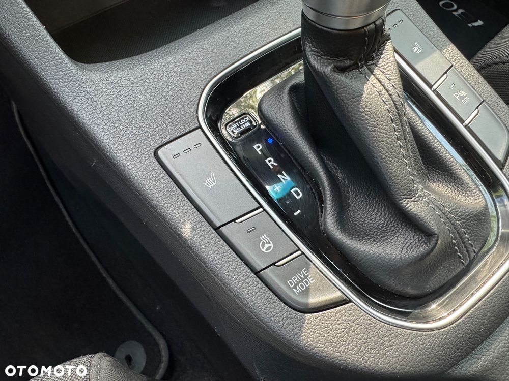 Hyundai i30 1.5 T-GDI 48V Comfort DCT - 37