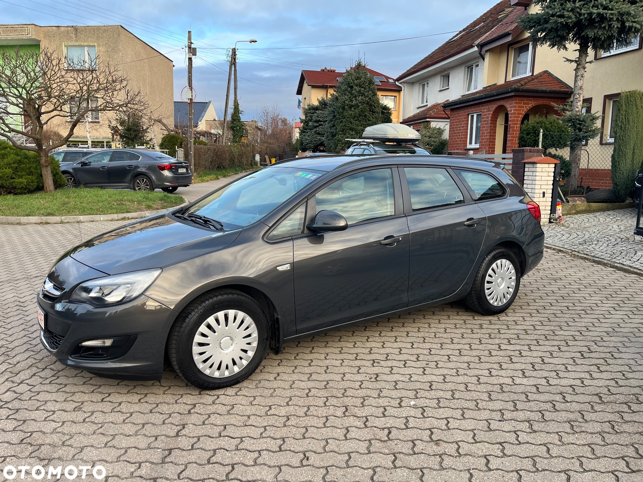 Opel Astra GTC 1.4 Turbo - 3