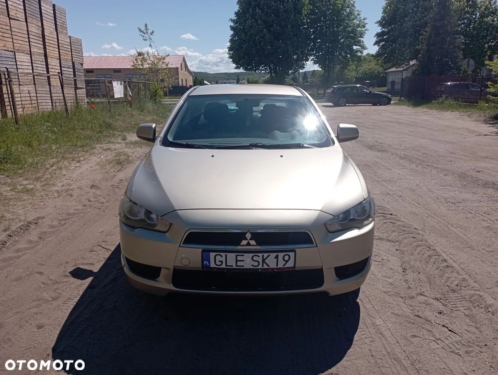 Mitsubishi Lancer 1.8 Invite - 2