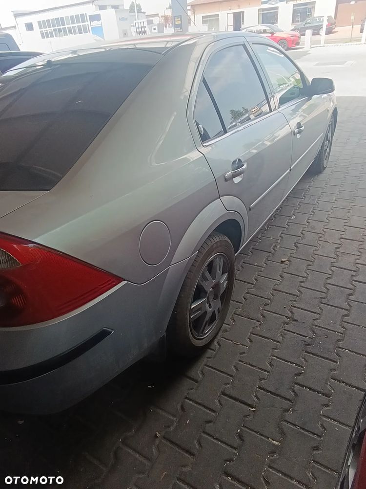 Ford Mondeo - 6