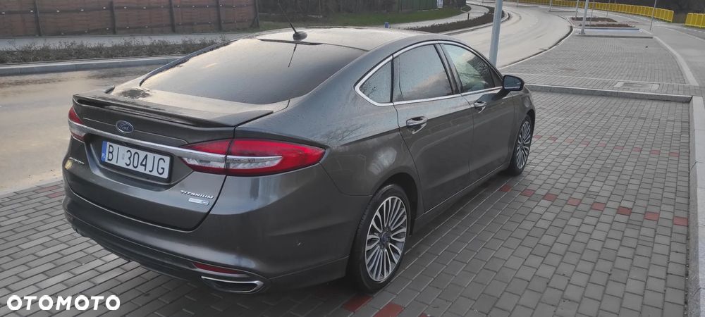 Ford Fusion - 5