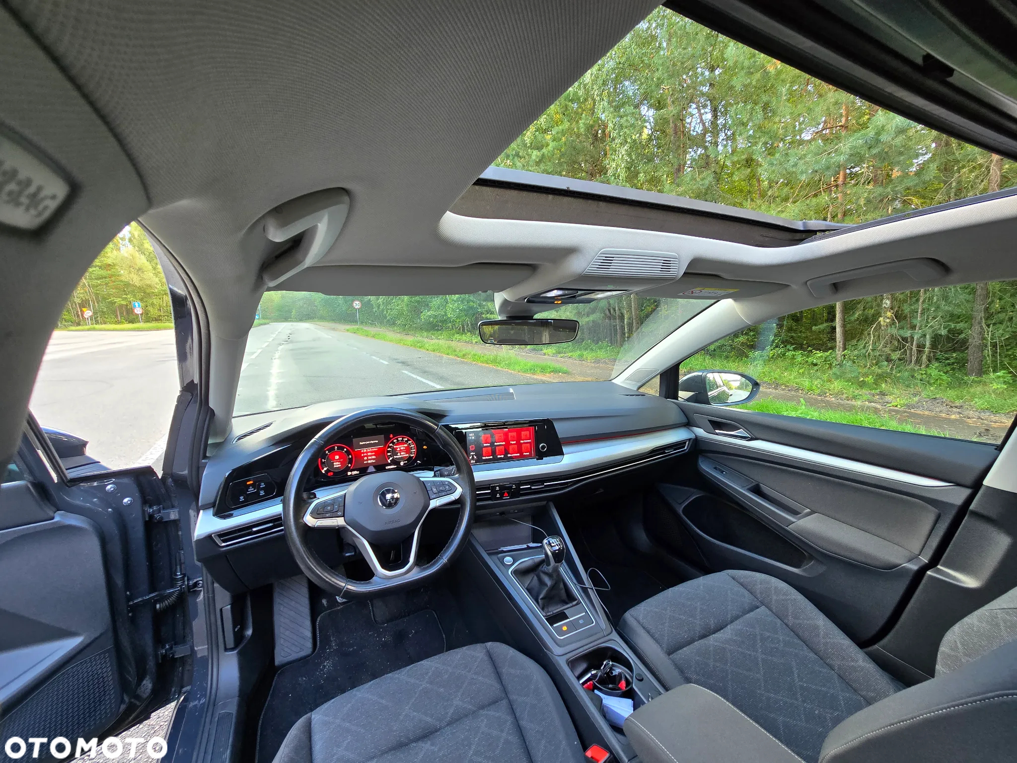 Volkswagen Golf VIII 2.0 TDI Life - 25