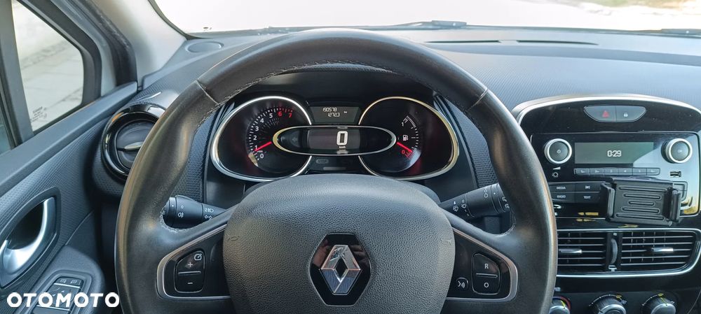 Renault Clio 1.2 16V Life - 14