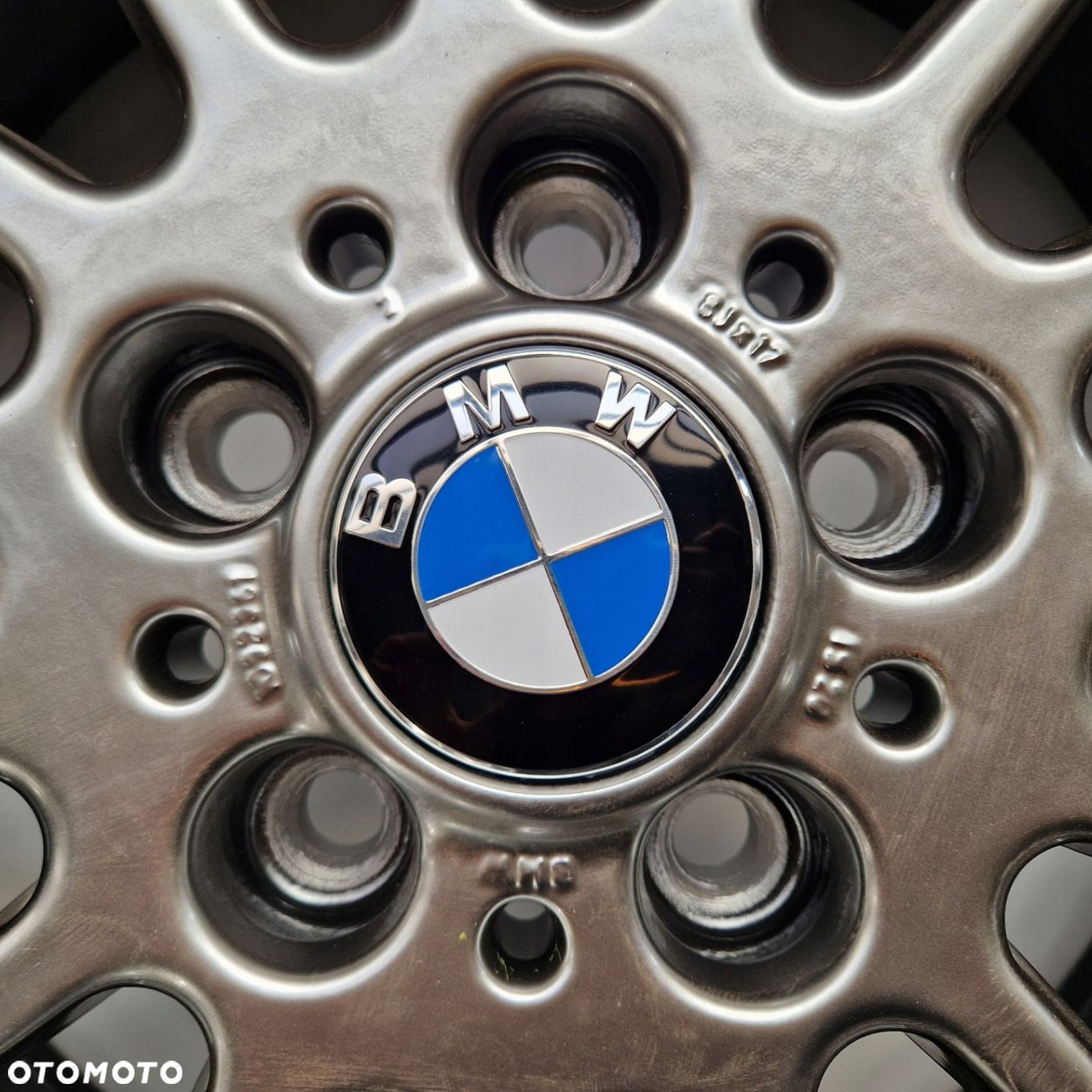 BMW 5 E39 STYLING 32 5x120 17 IS0 IS26 - 7