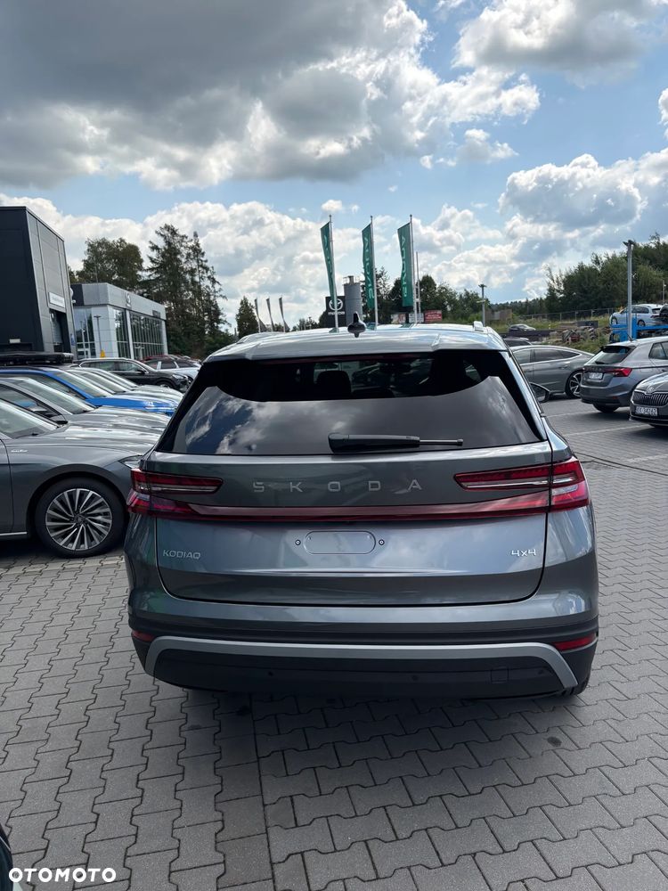 Skoda Kodiaq 2.0 TSI 4x4 Drive DSG - 6