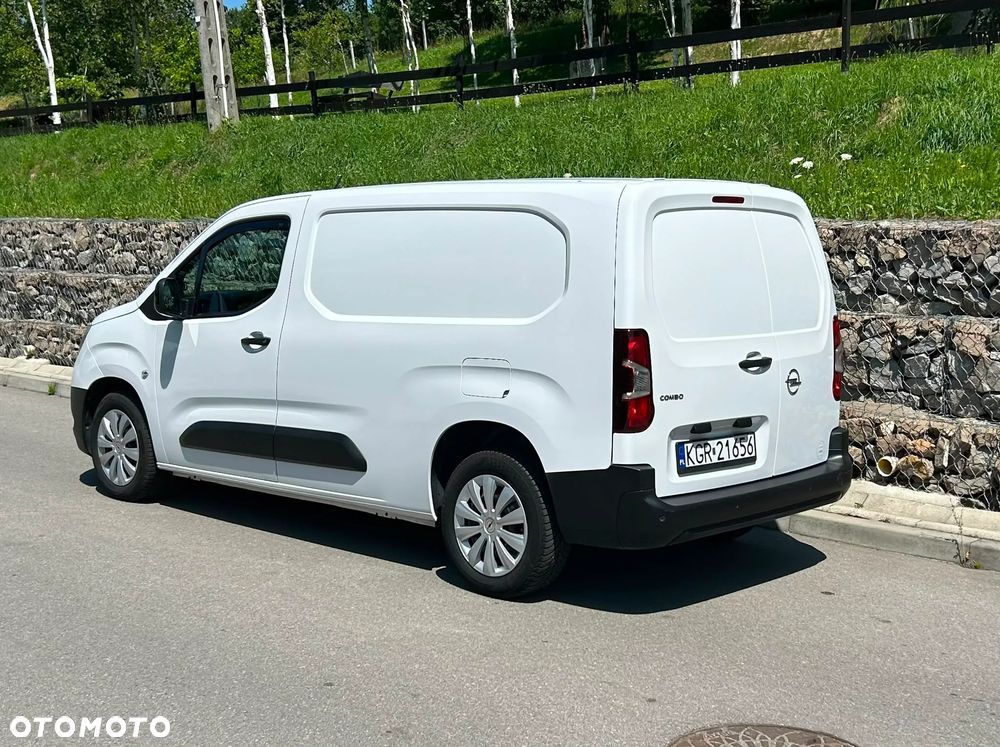 Opel COMBO - 4