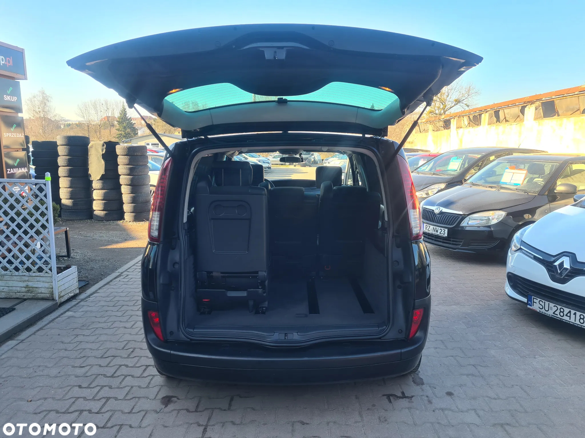 Renault Espace 2.0 dCi 175 FAP Initiale - 5