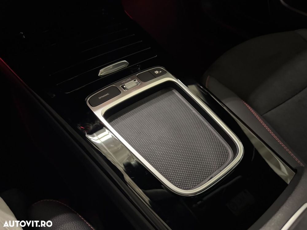 Mercedes-Benz CLA 200 - 14