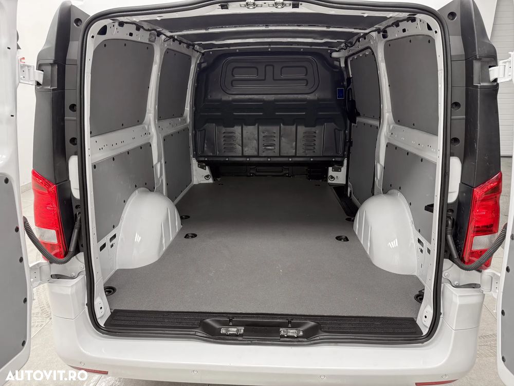 Mercedes-Benz Vito Maxi - 8