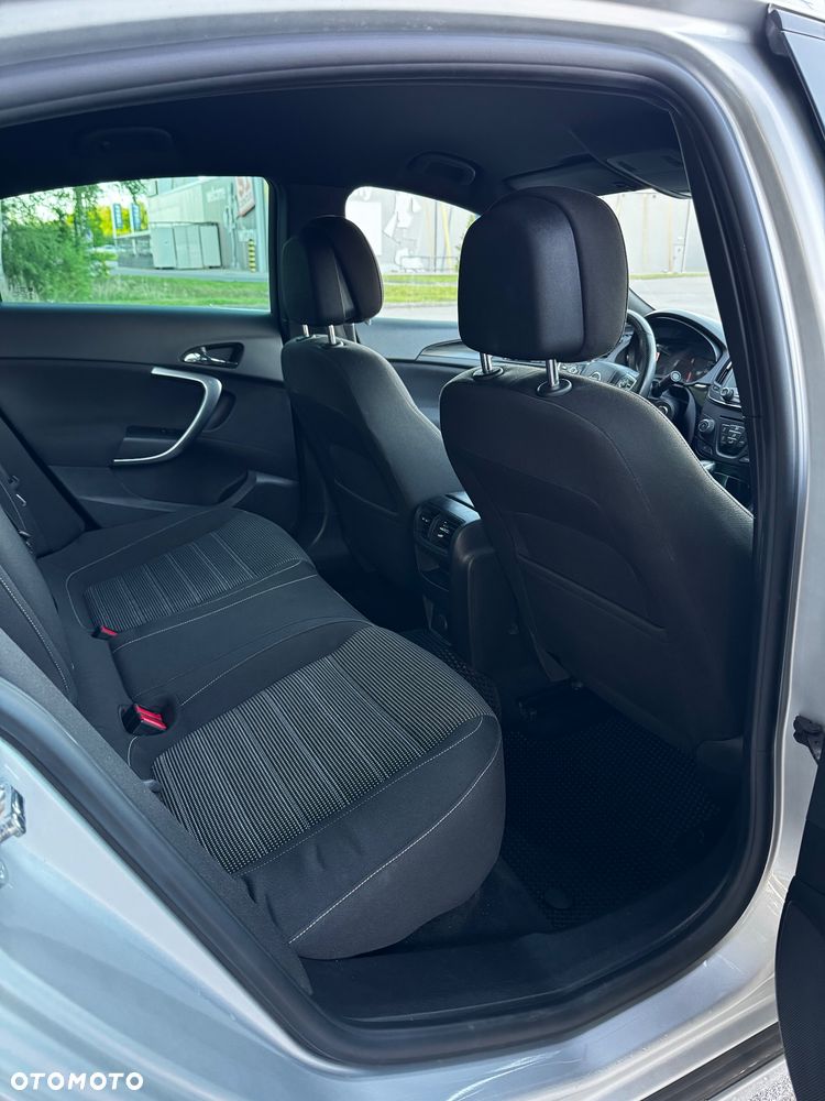 Opel Insignia - 13