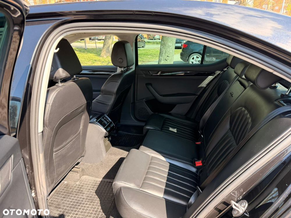 Skoda Superb 2.0 TDI SCR L&K DSG - 7