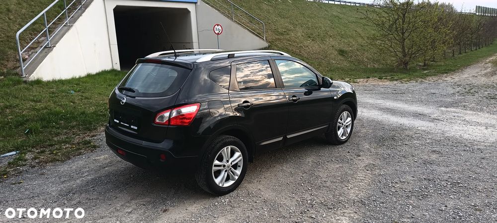 Nissan Qashqai 2.0 dCi 4 x 4 DPF tekna - 6