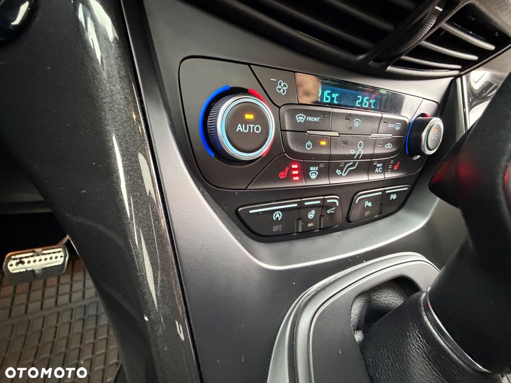 Ford Kuga 2.0 TDCi AWD ST-Line - 22