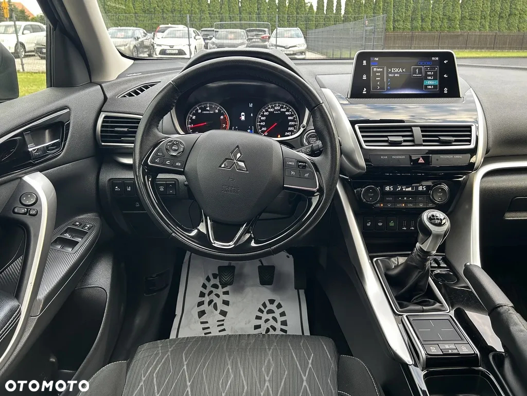 Mitsubishi Eclipse Cross - 6