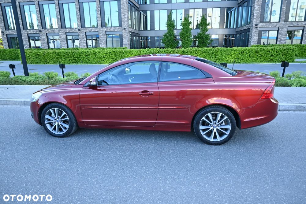 Volvo C70 2.0D Powershift Momentum - 3