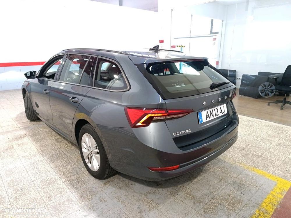 Skoda Octavia Break 2.0 TDI Ambition - 2