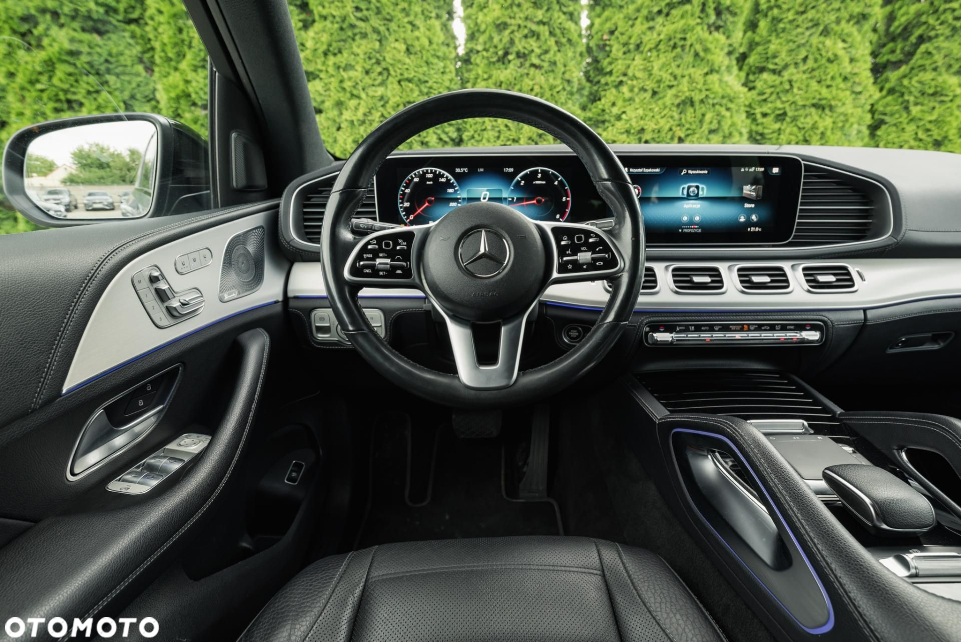 Mercedes-Benz GLE - 11