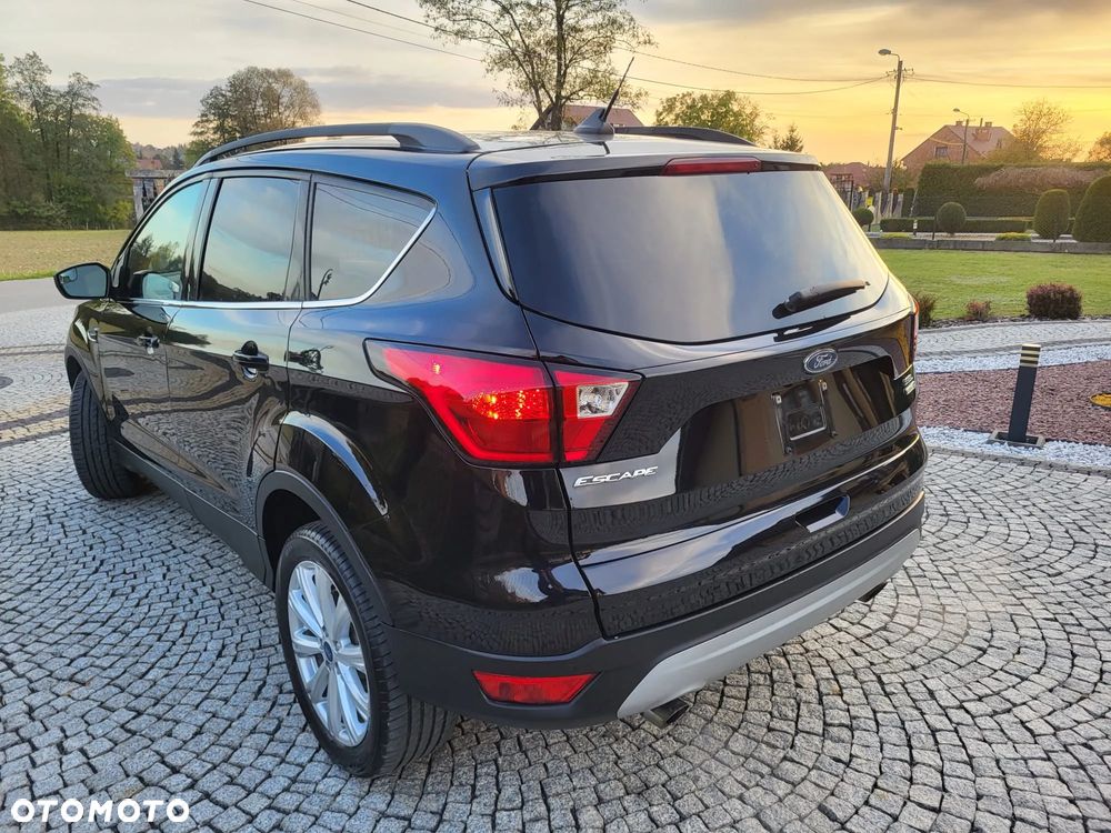 Ford Kuga - 18