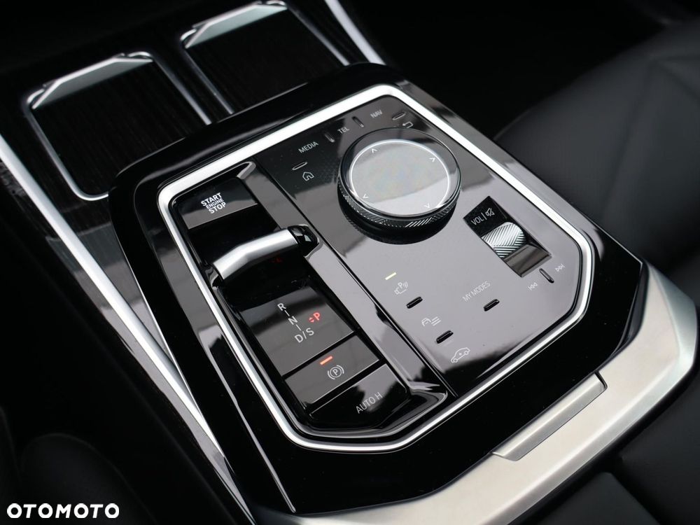 BMW Seria 7 - 14