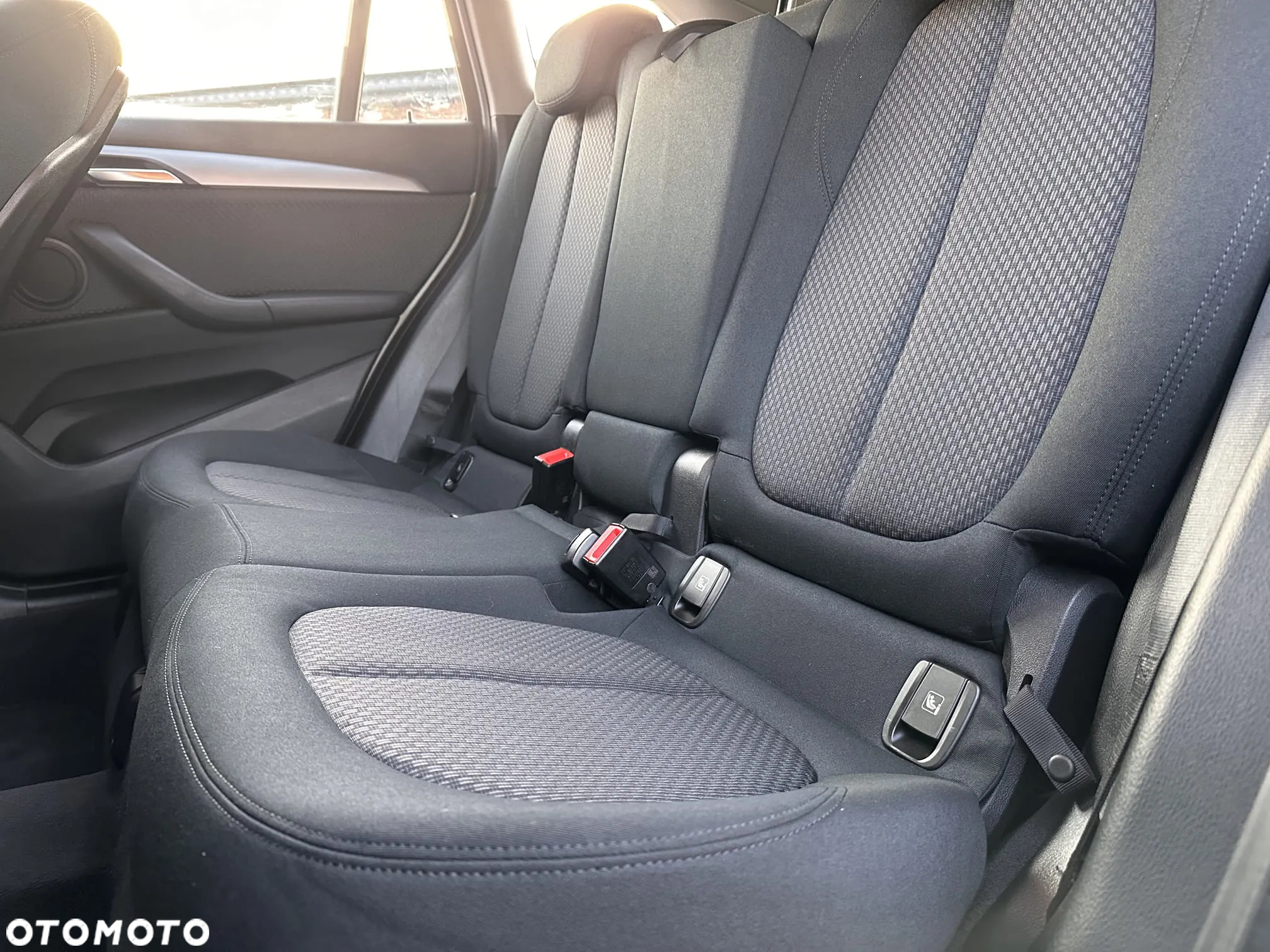 BMW X1 sDrive20d - 20
