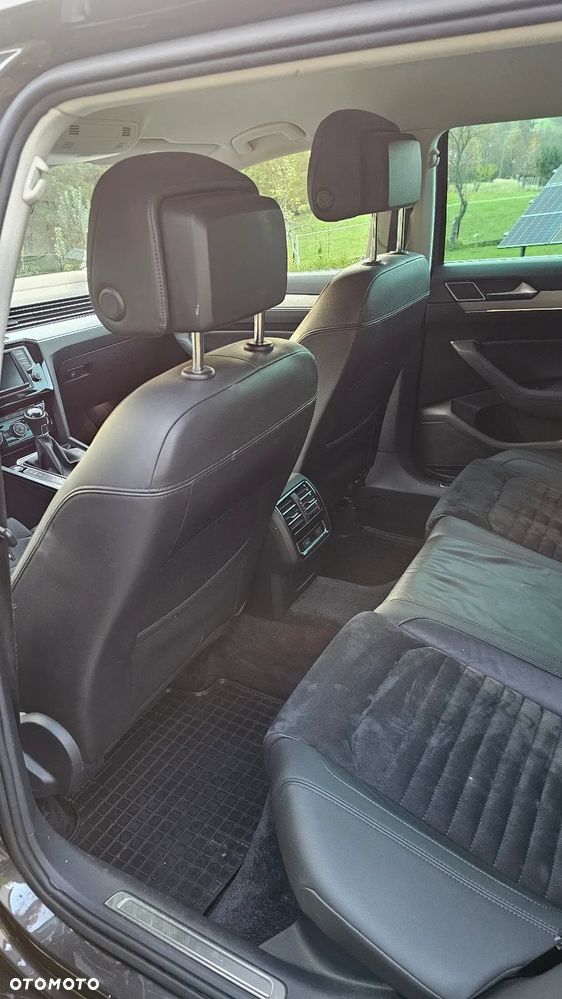 Volkswagen Passat 2.0 TDI SCR Highline - 5