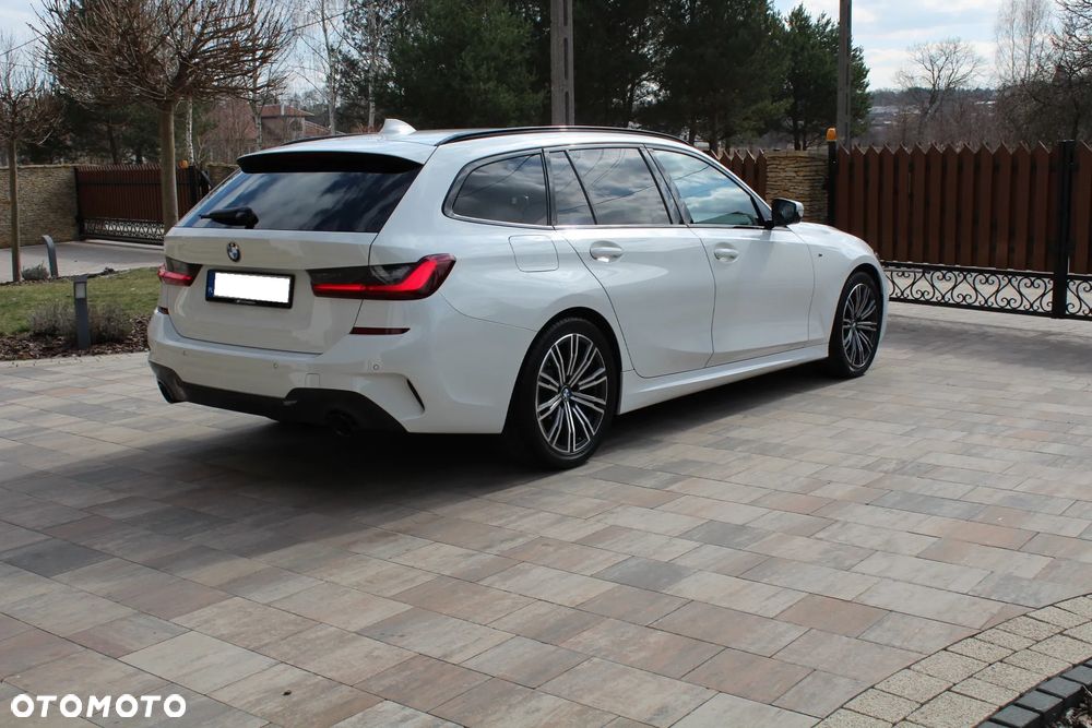 BMW Seria 3 320i M Sport - 2