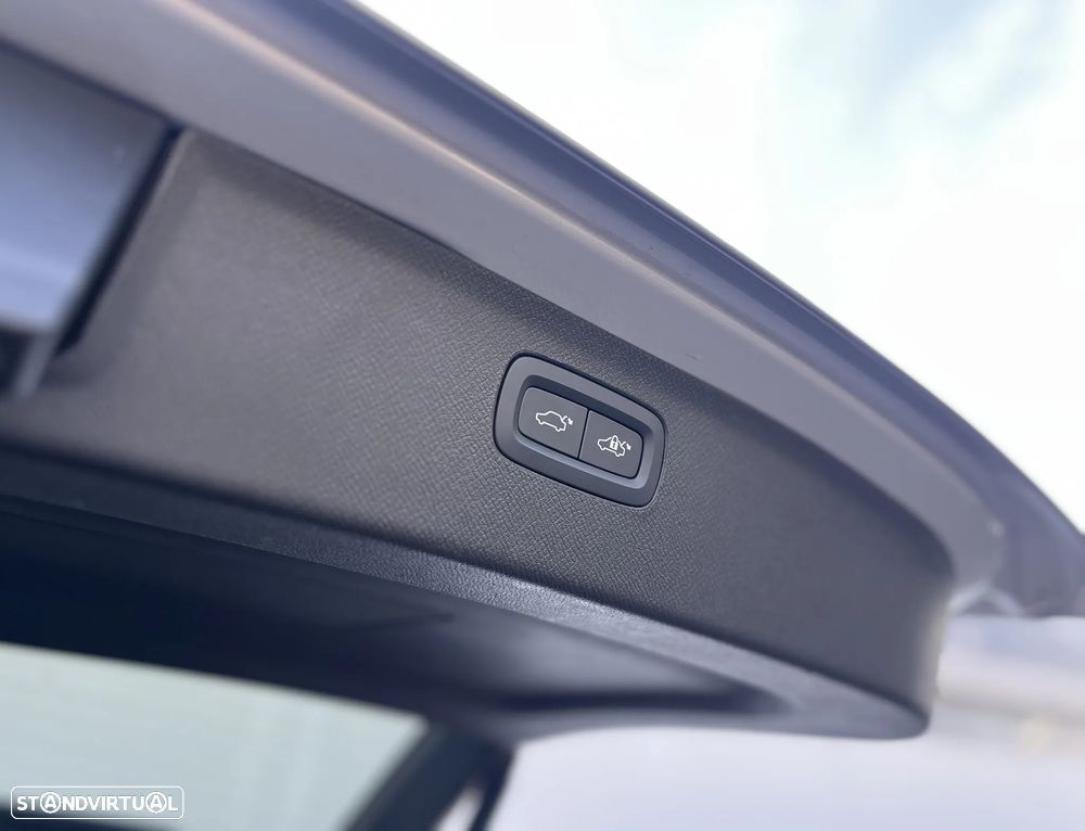 Volvo XC 90 2.0 T8 PHEV Ultimate Dark AWD - 17