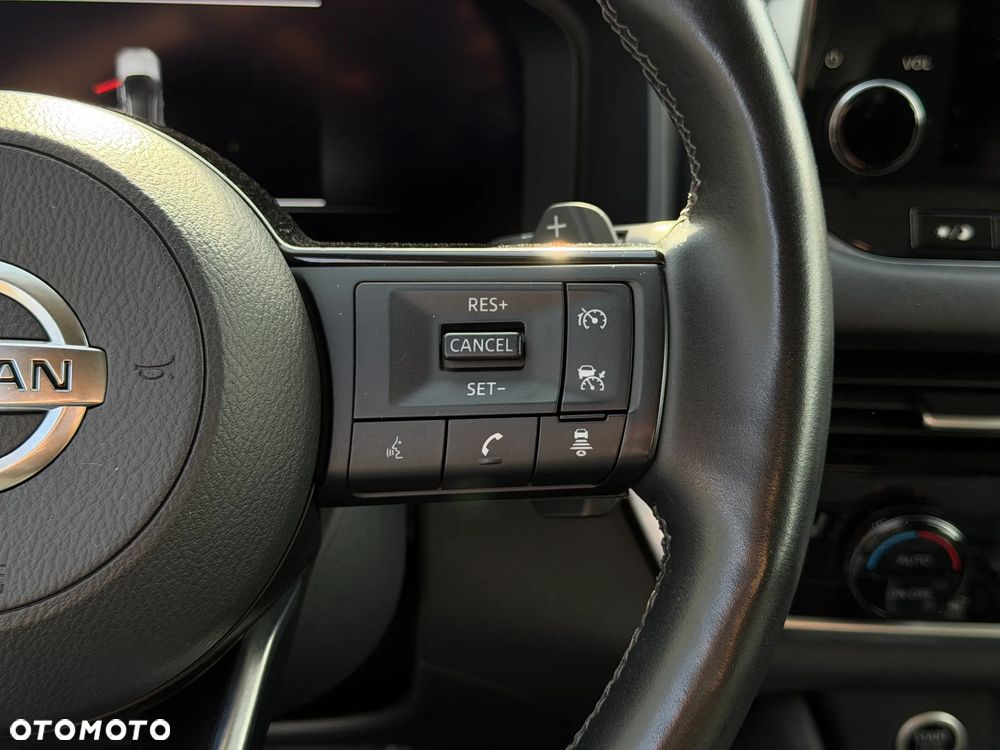 Nissan Qashqai 1.3 DIG-T MHEV N-Connecta Xtronic - 16
