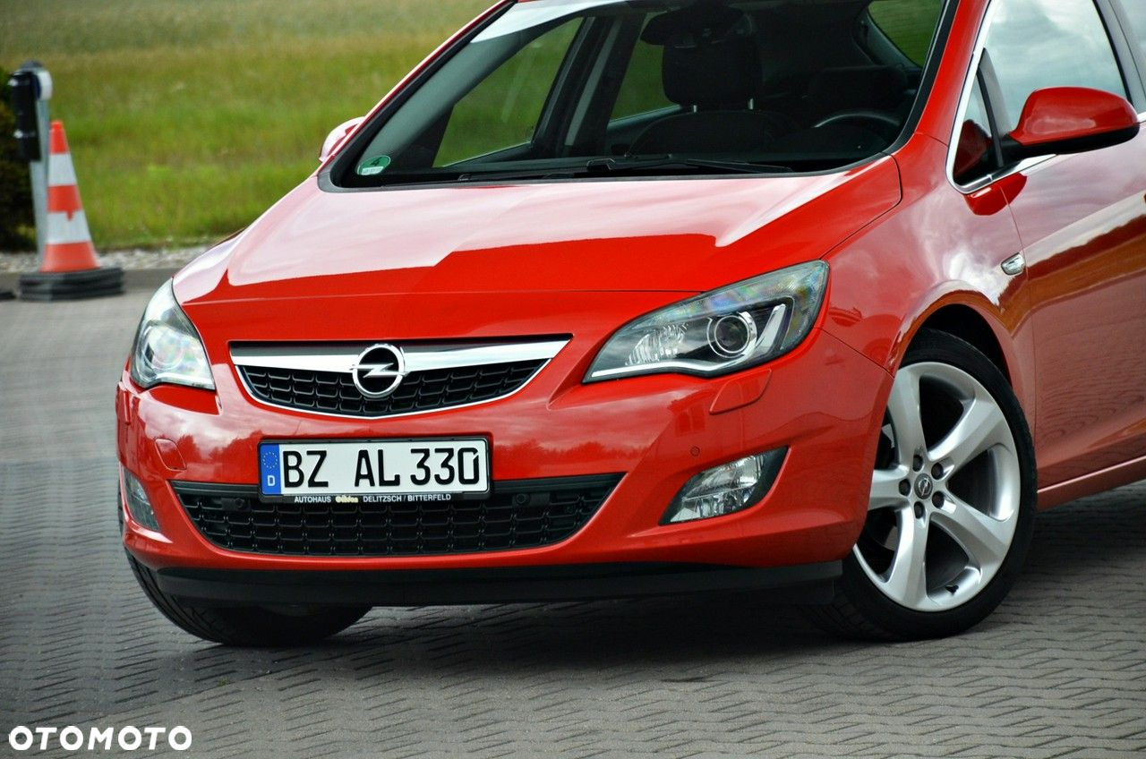 Opel Astra - 8