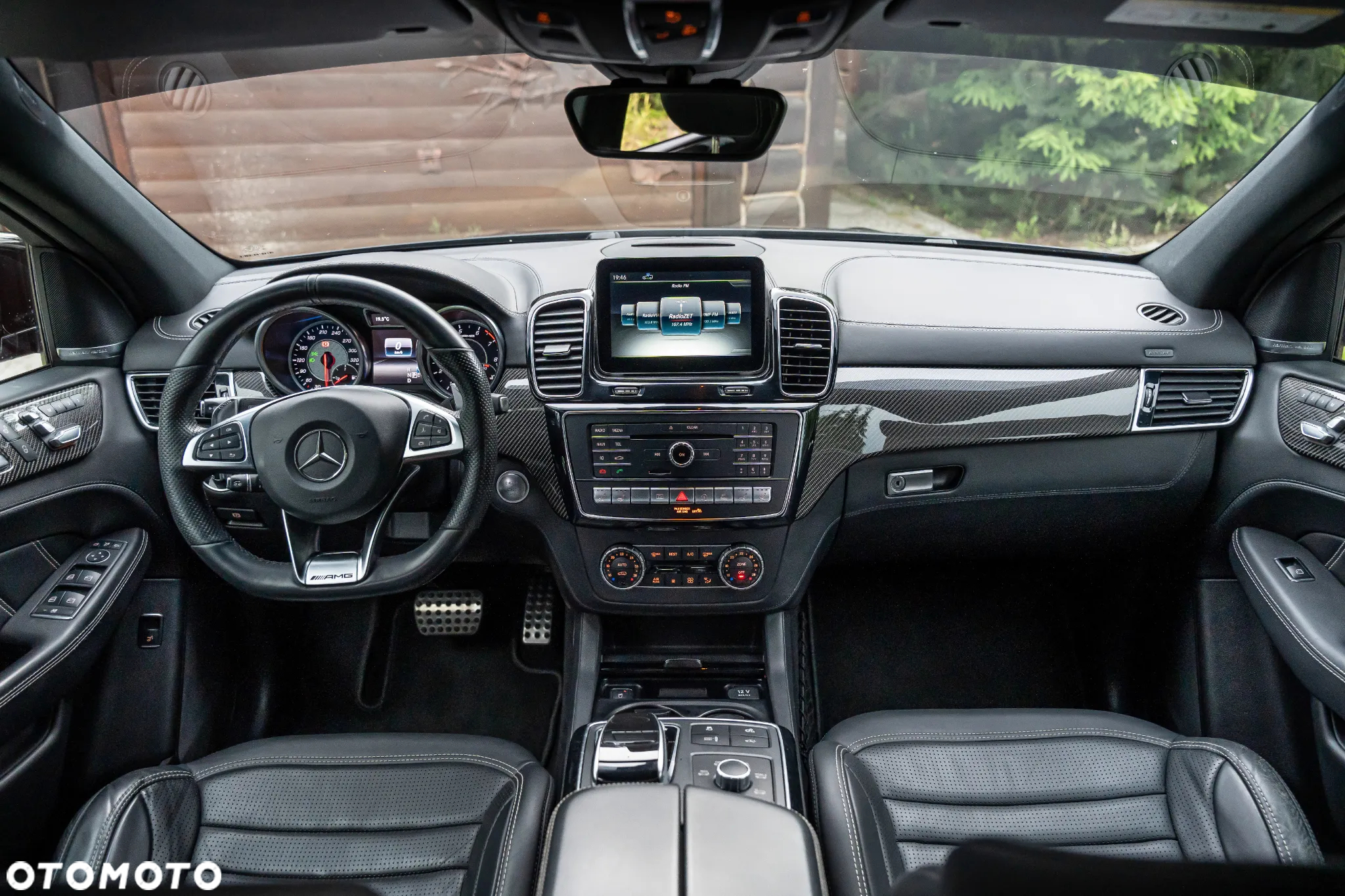 Mercedes-Benz GLE AMG Coupe 63 4-Matic - 35