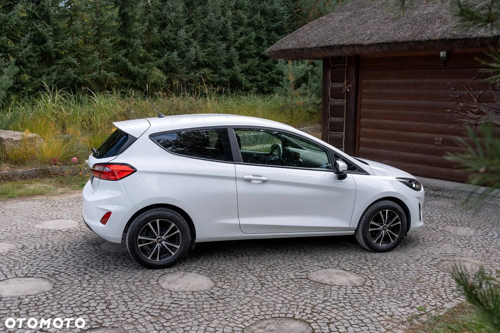 Ford Fiesta 1.1 S&S TREND - 16
