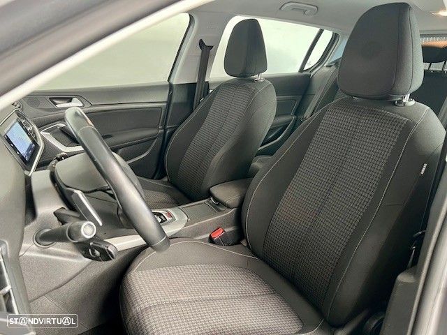 Peugeot 308 1.5 BlueHDi Active Pack EAT8 - 27