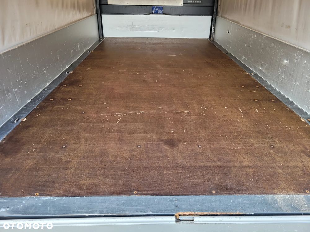 Renault Master - 32