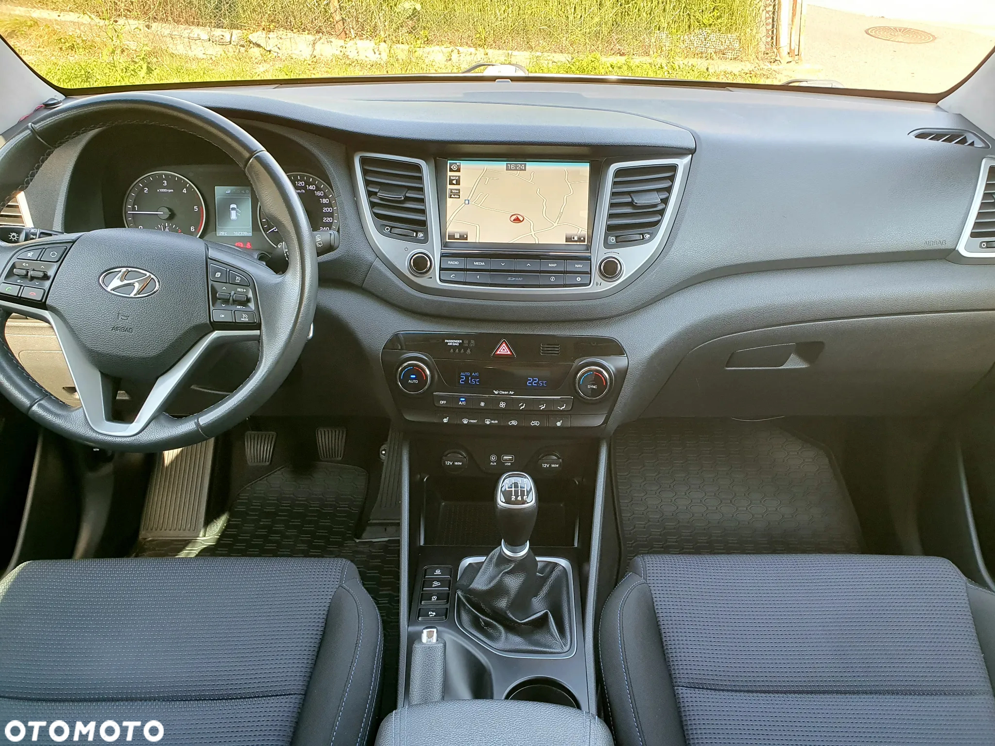 Hyundai Tucson 1.7 CRDI BlueDrive Comfort 2WD - 14