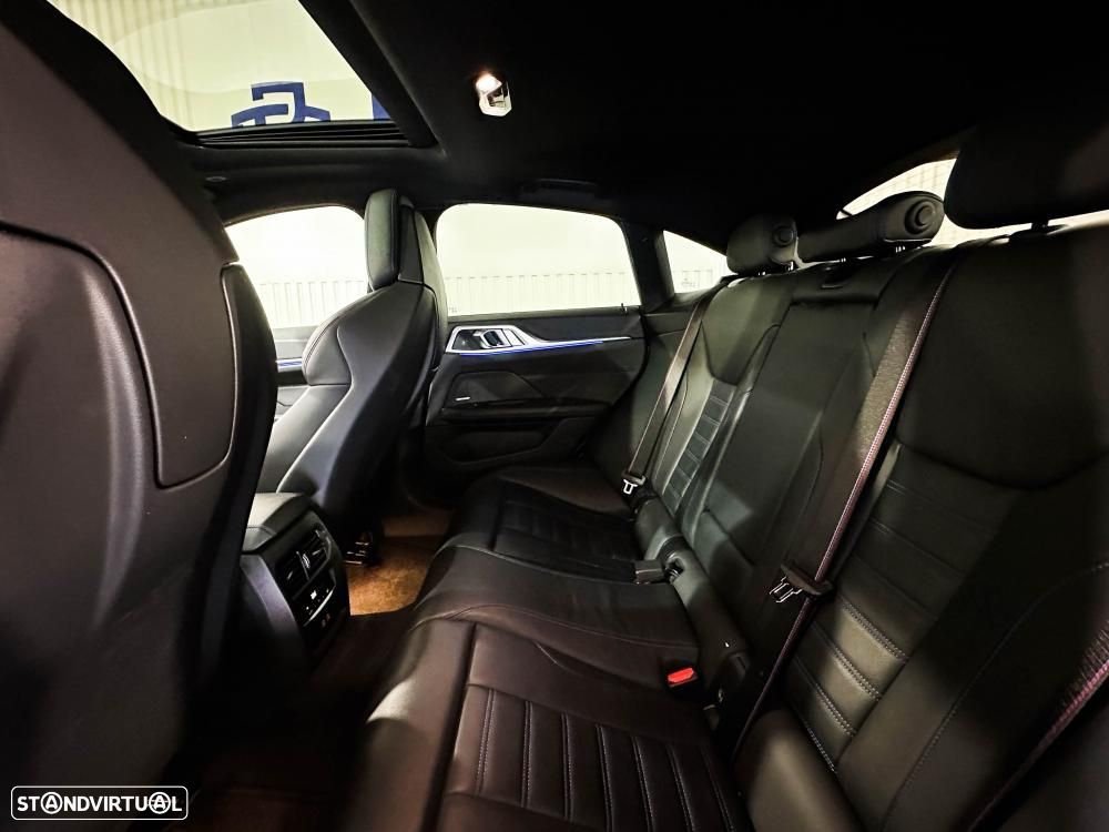 BMW 420 Gran Coupé i Pack Desportivo M Auto - 10