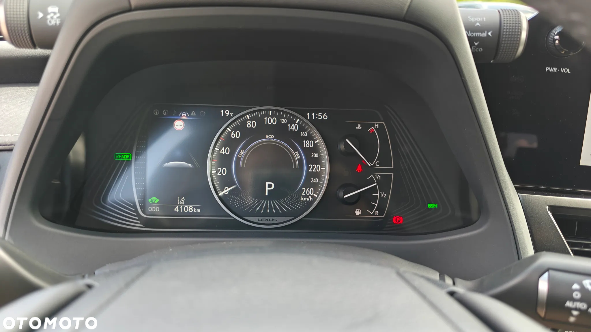 Lexus UX 250h GPF F Sport 2WD - 33