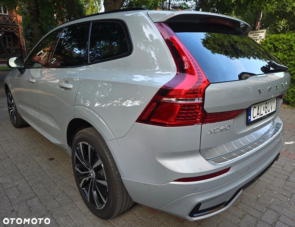 Volvo XC 60 B5 B AWD Plus Dark - 7
